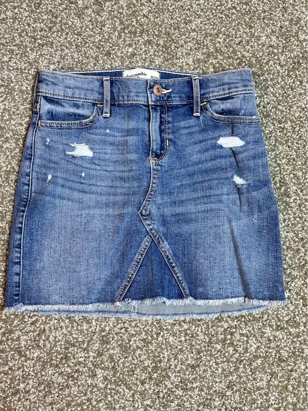 Abercrombie & Fitch Girls Size 11/12 Jean Mini Skirt Distressed Frayed Hem
